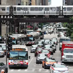 Czy w Chicago jest bezpiecznie? Poznaj zagrożenia i bezpieczne dzielnice