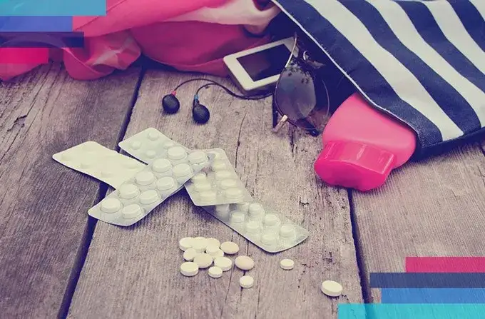 Zdjęcie Czy można przewozić leki w bagażu podręcznym? Oto, co musisz wiedzieć